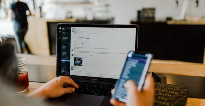 Communication tools in the digital workplace.